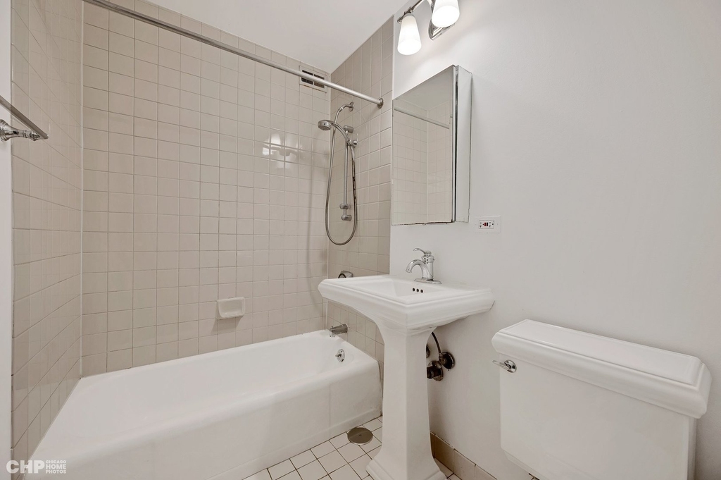 33 E Cedar Street - Photo 14