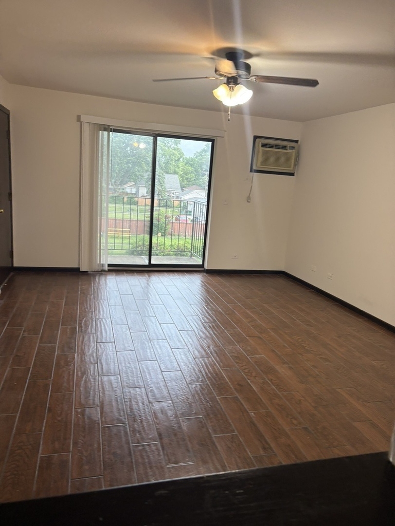 1030 Dunlop Avenue - Photo 5