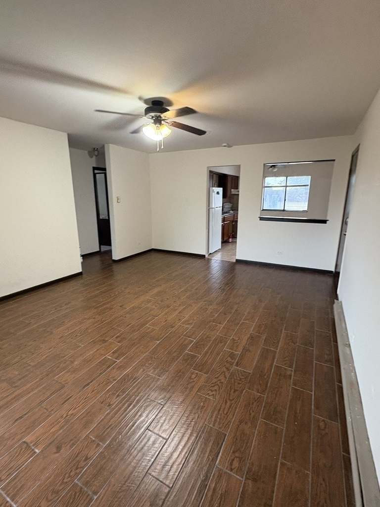 1030 Dunlop Avenue - Photo 3