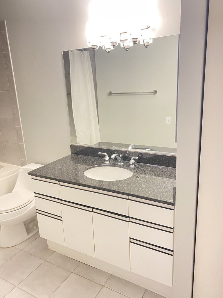 512 N Mcclurg Court - Photo 5