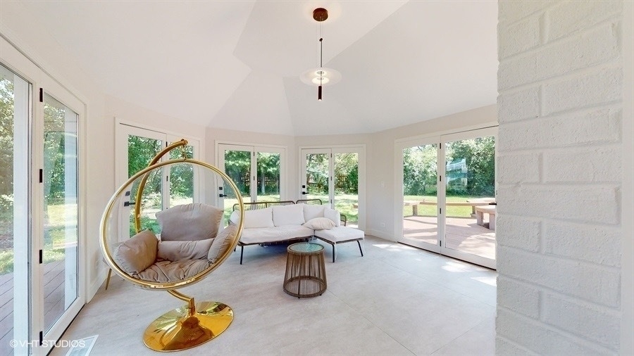8473 Canterberry Drive - Photo 3