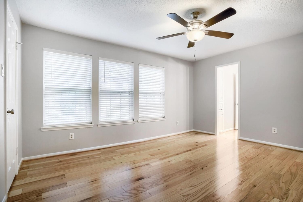 3734 Blue Lake Drive - Photo 23
