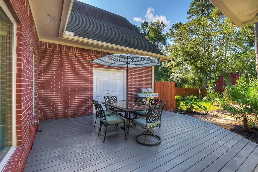 10819 Lake Windcrest - Photo 43