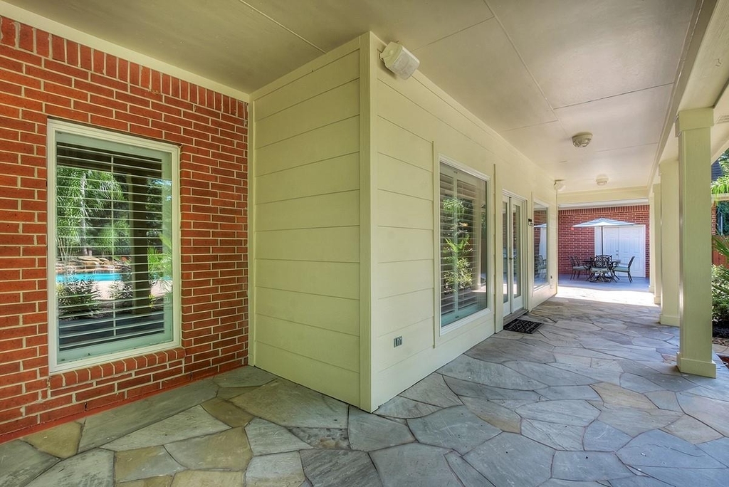 10819 Lake Windcrest - Photo 46