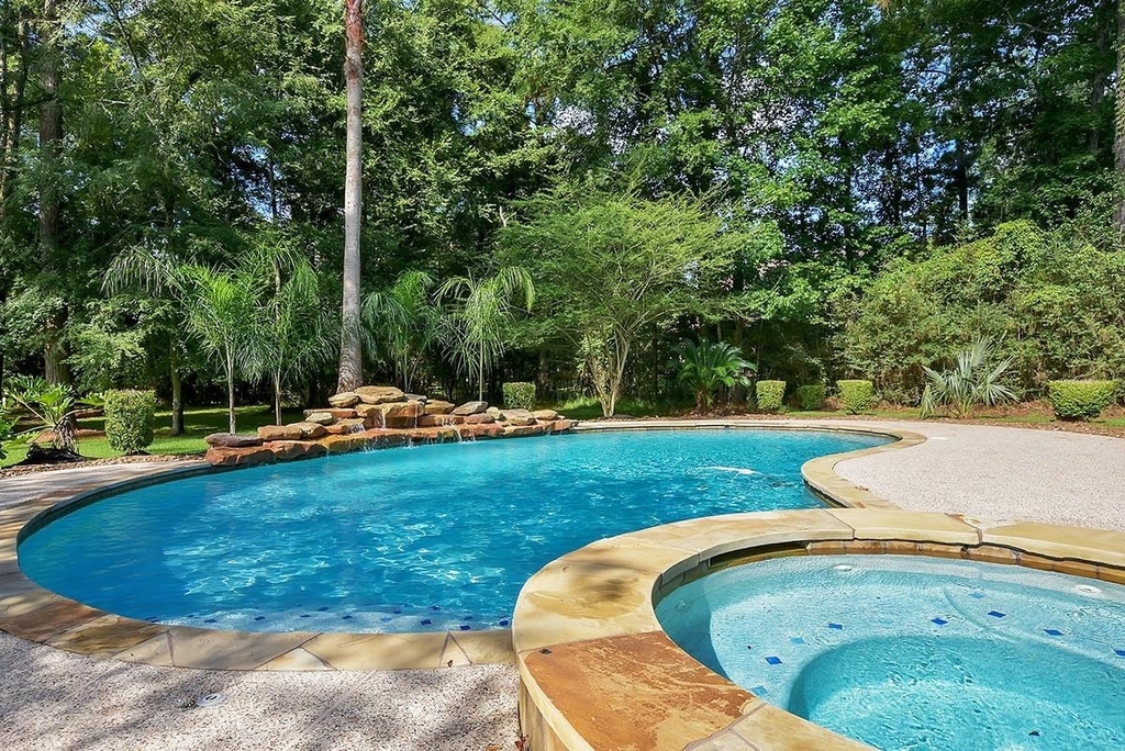 10819 Lake Windcrest - Photo 47