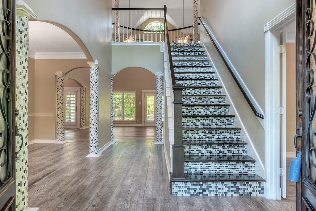 10819 Lake Windcrest - Photo 7