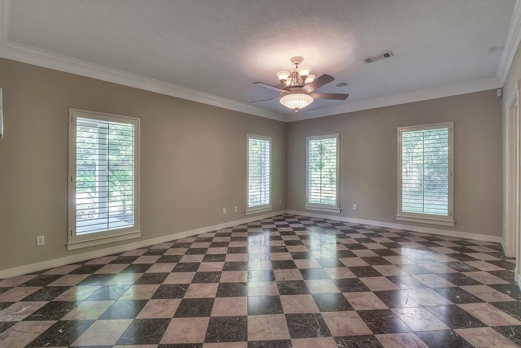10819 Lake Windcrest - Photo 26