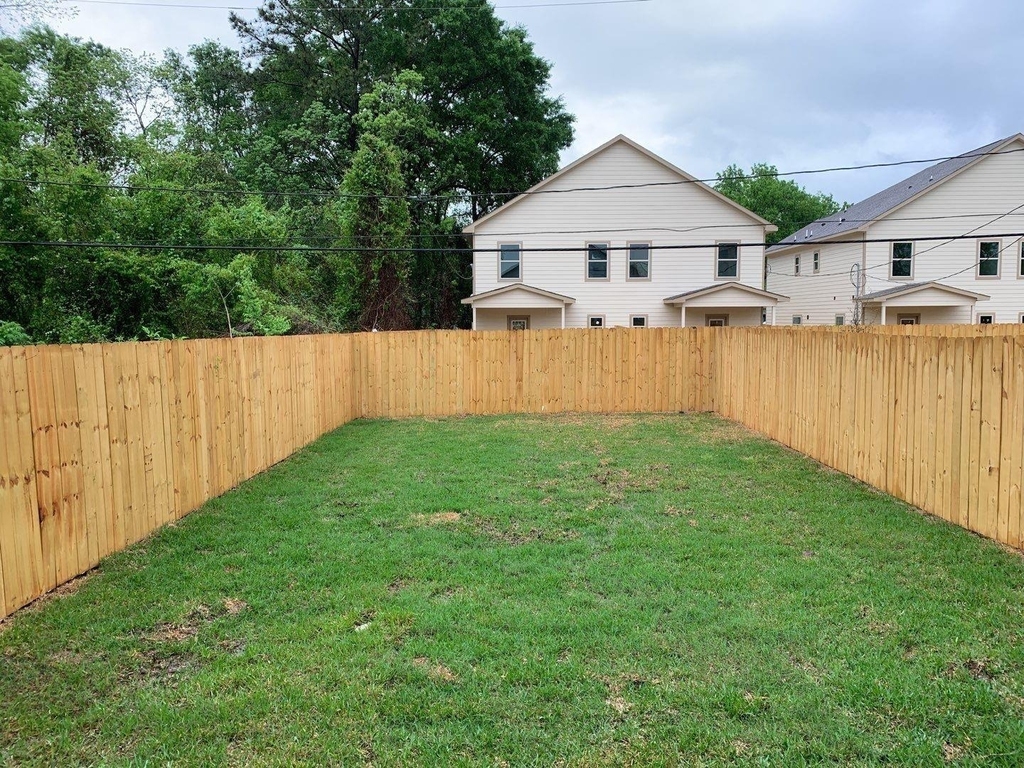 8102 Caddo - Photo 22