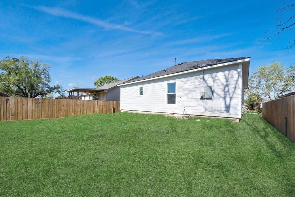 7160 Rook Boulevard - Photo 27