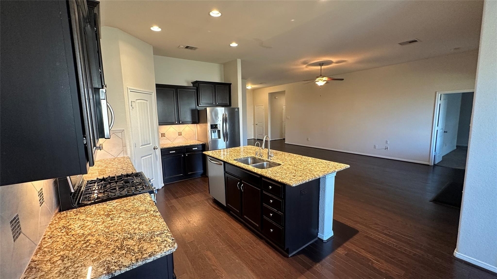 14046 Sand Ridge Crossing - Photo 8