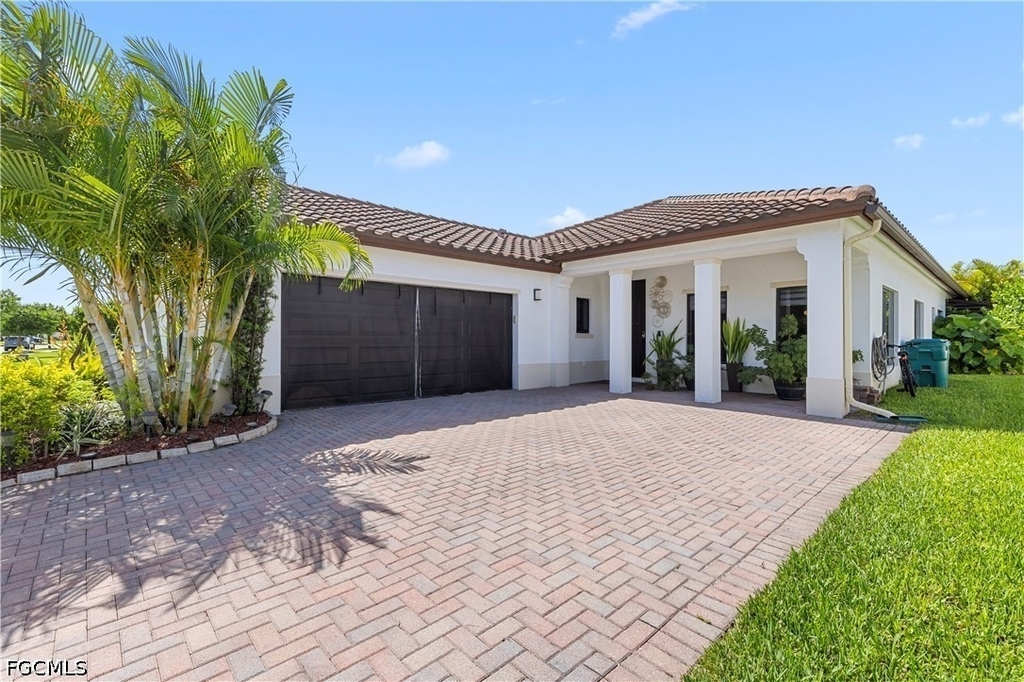 5039 Frattina Street - Photo 0