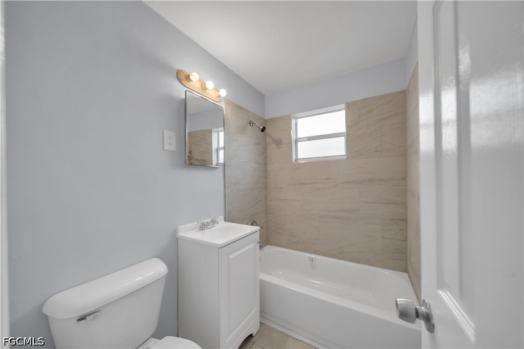1527 Gardenia Avenue - Photo 21