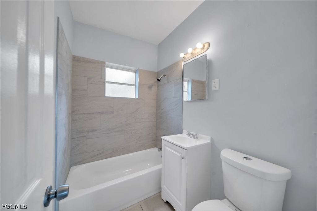 1527 Gardenia Avenue - Photo 13