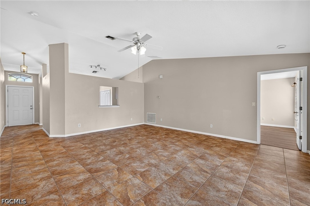 903 Se 5th Avenue - Photo 3