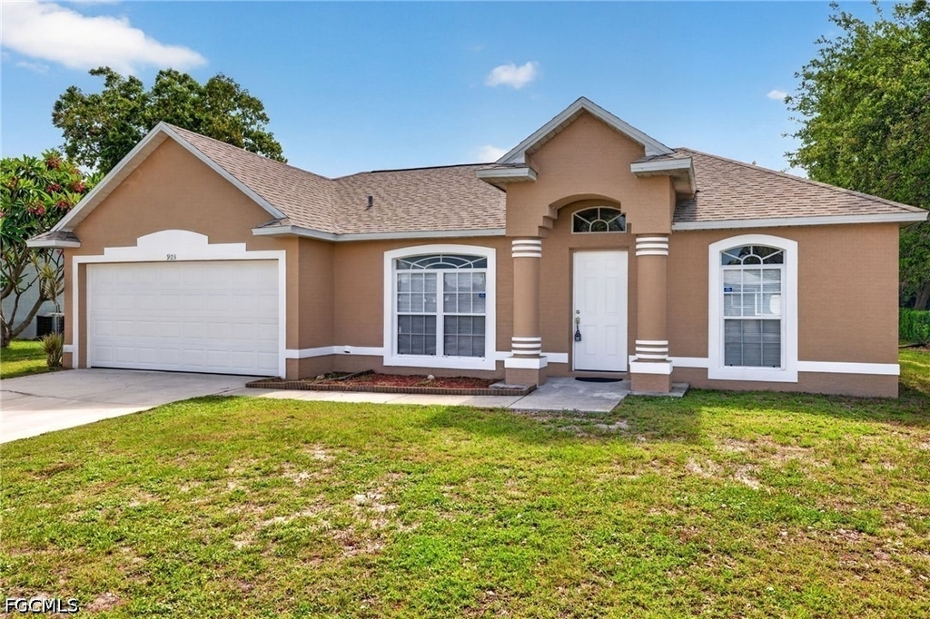 903 Se 5th Avenue - Photo 1