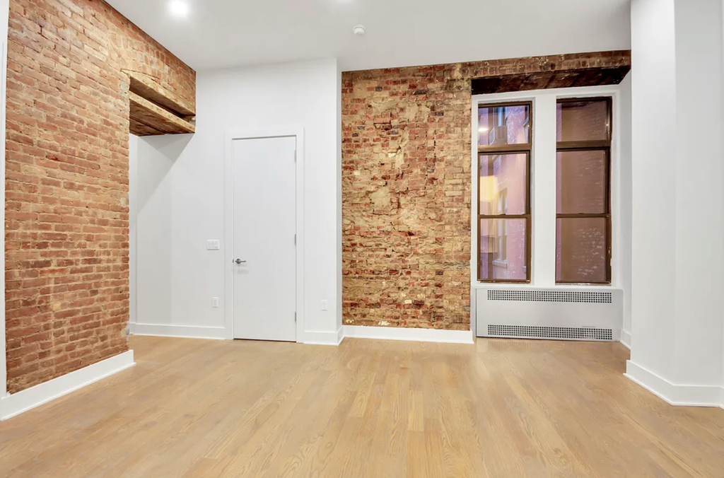 Madison Avenue - Photo 2