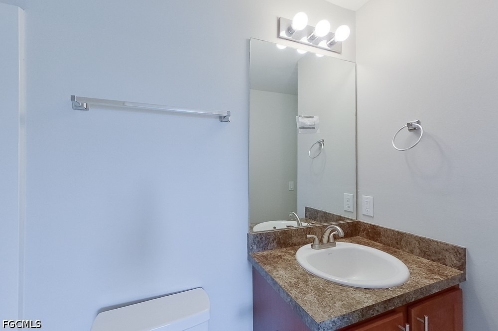 3214 65th Street W - Photo 7