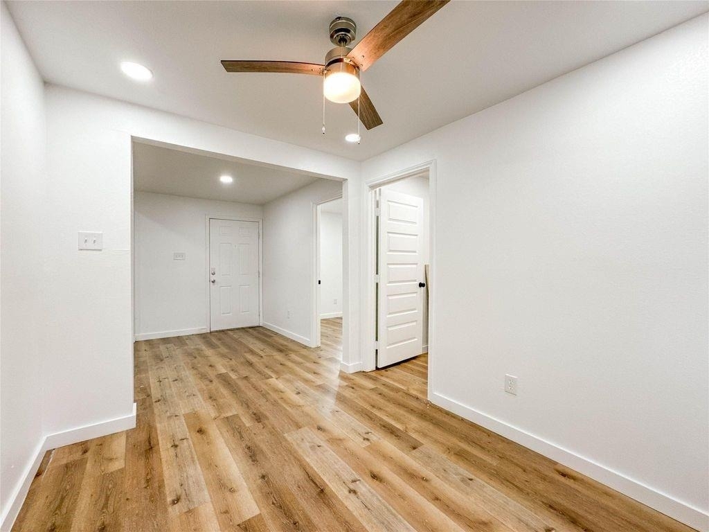2223 San Antonio - Photo 4