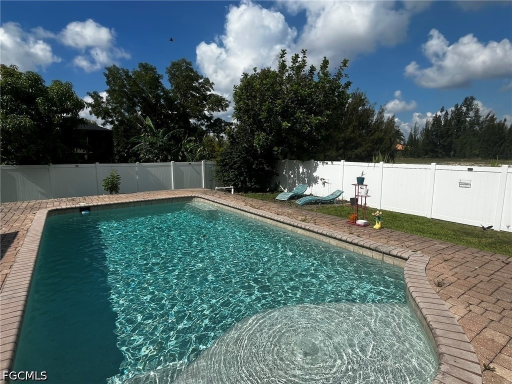 2136 Nw 22nd Place - Photo 36