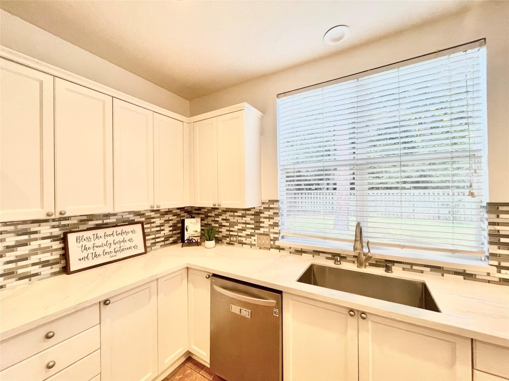 11 Dalea Place - Photo 20