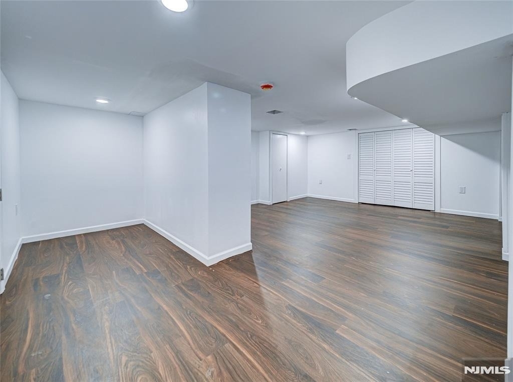 217 Heywood - Photo 11