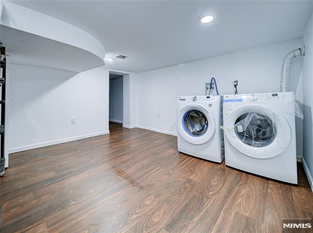 217 Heywood - Photo 13