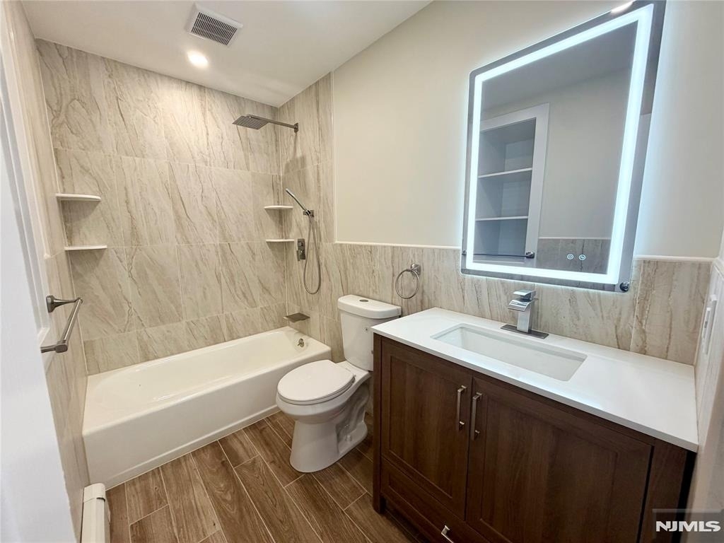 35 Claremont - Photo 4