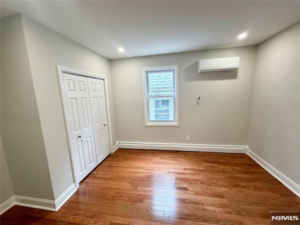 35 Claremont - Photo 9