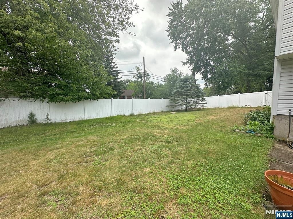 217 Rockland - Photo 30