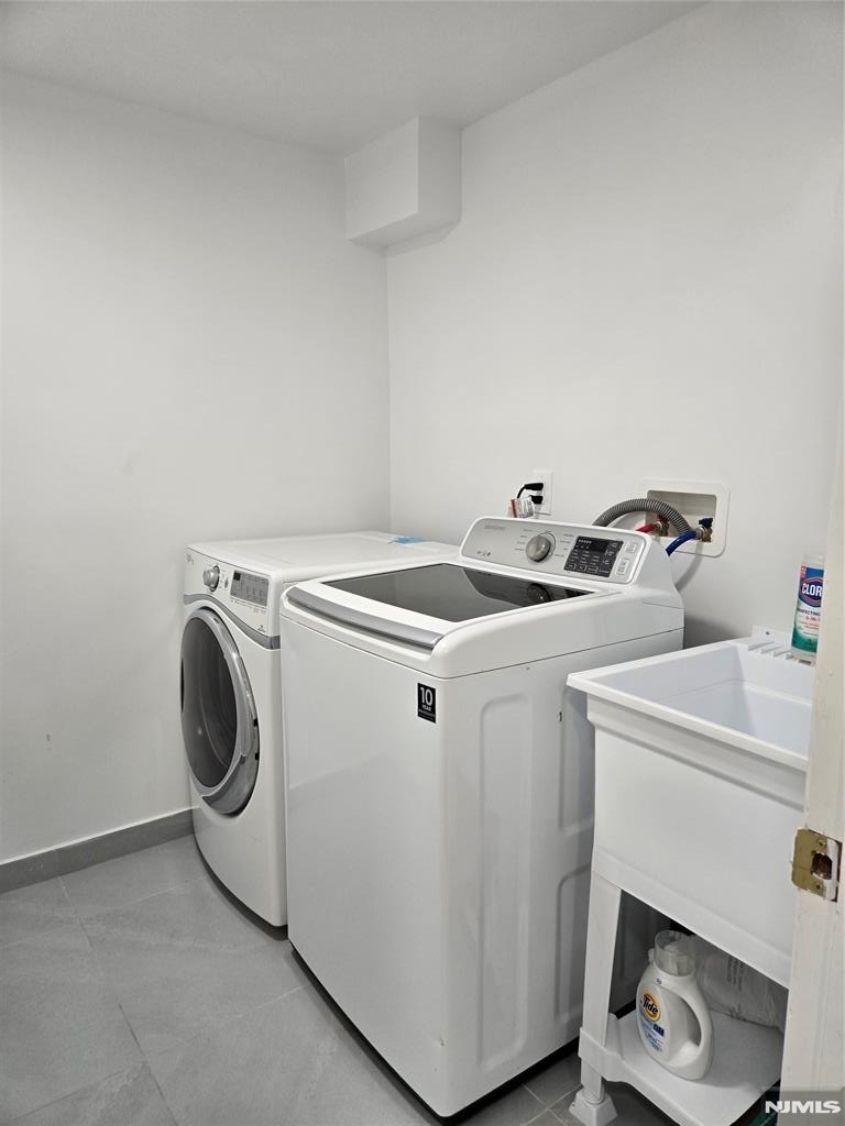 217 Rockland - Photo 10