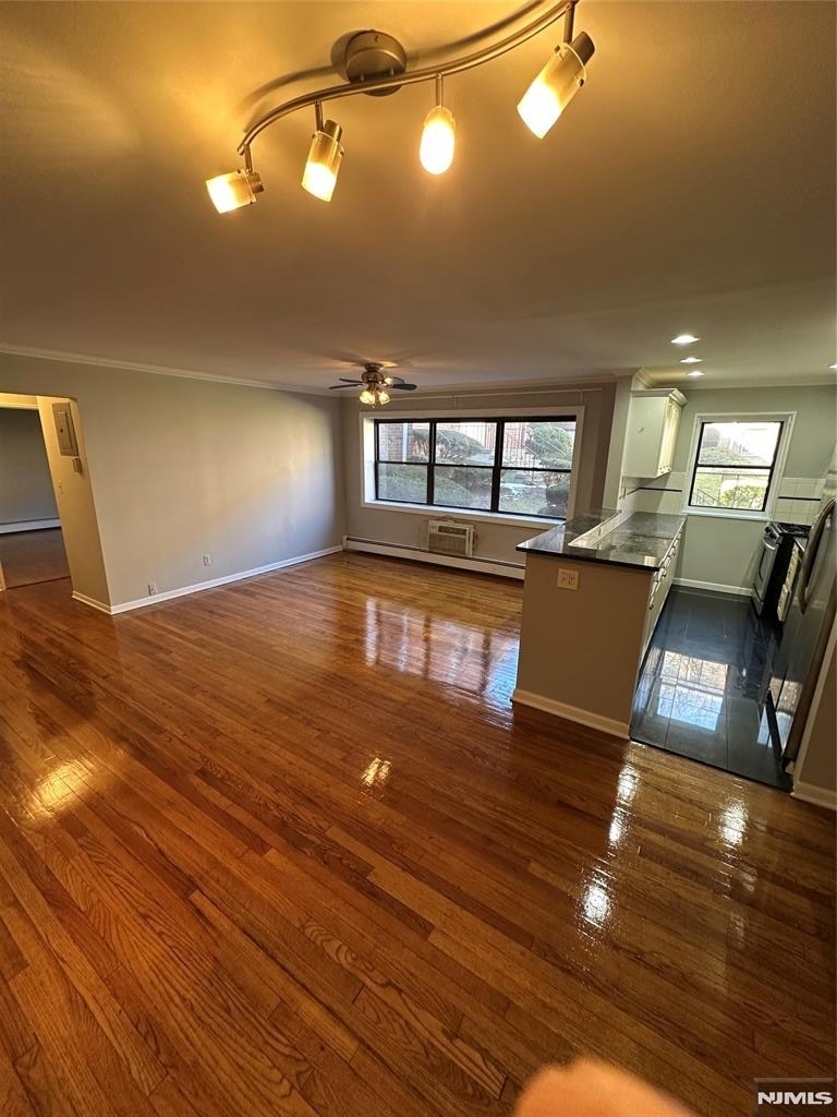 212 Prospect - Photo 6