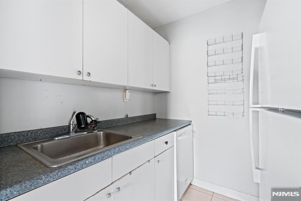 300 Lookout - Photo 8