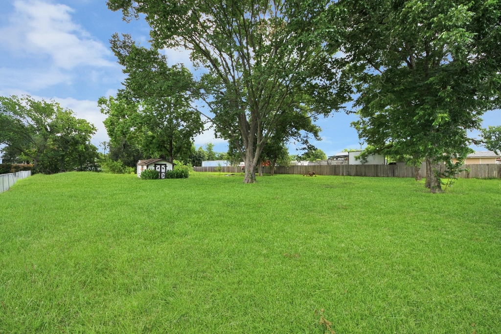 535 Pampa Street - Photo 39
