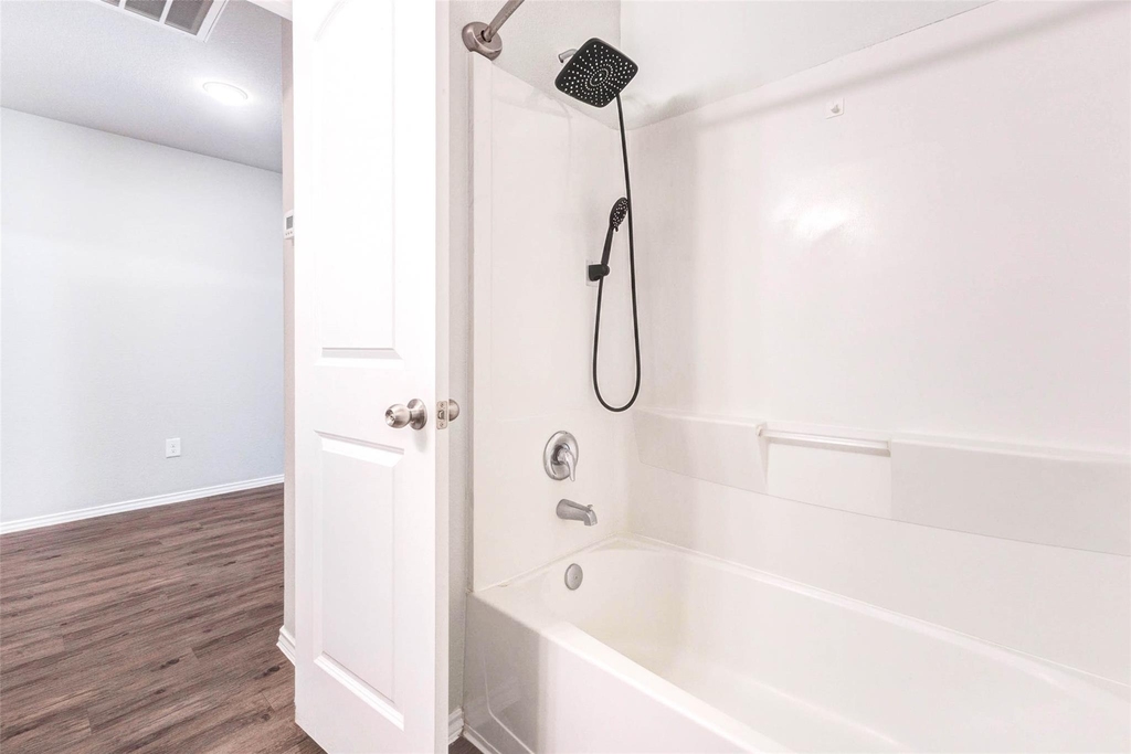 5422 Dovetail Arbor Trace - Photo 19