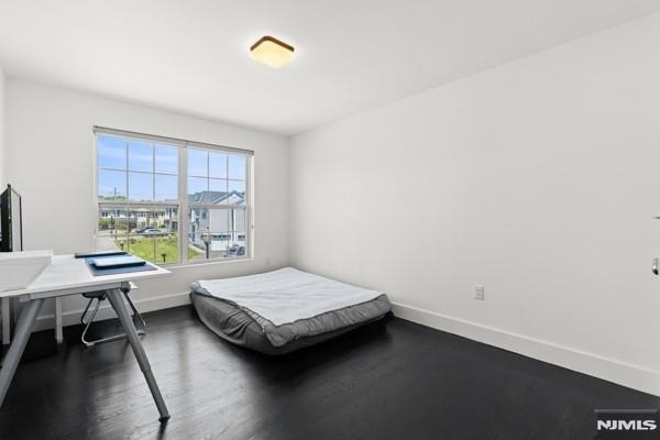 28 Lamb - Photo 22