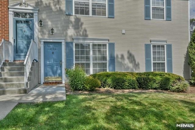 1132 Stafford - Photo 1