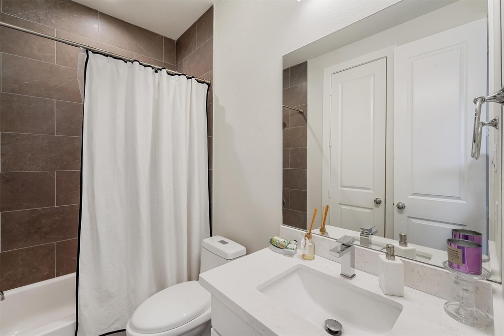 5209 Allen Street - Photo 9