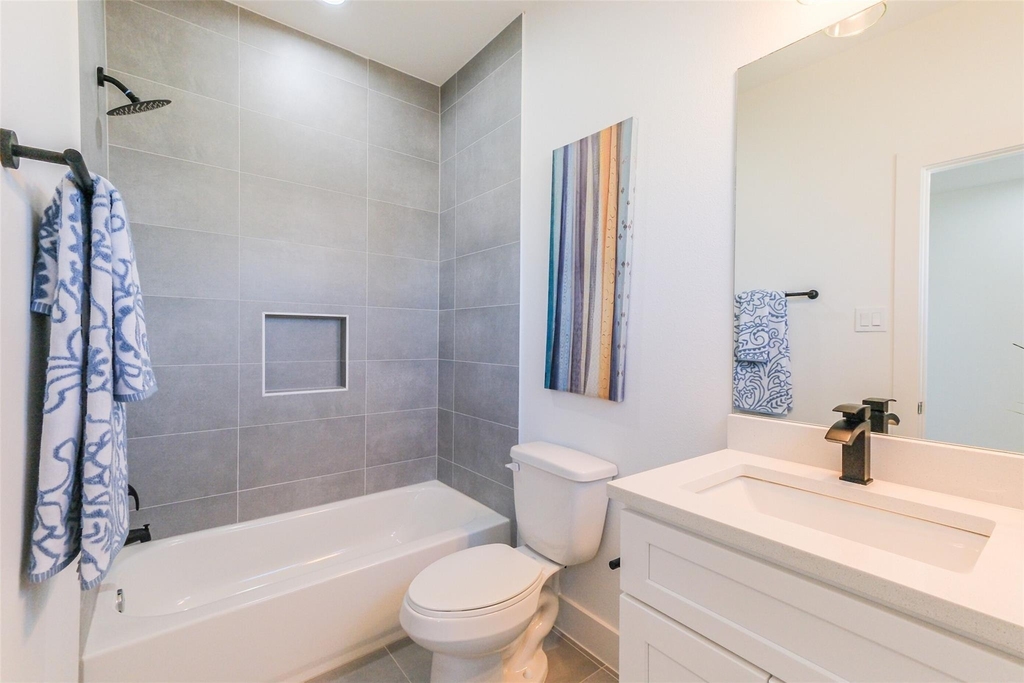 8323 Brecha Ln Lane - Photo 26