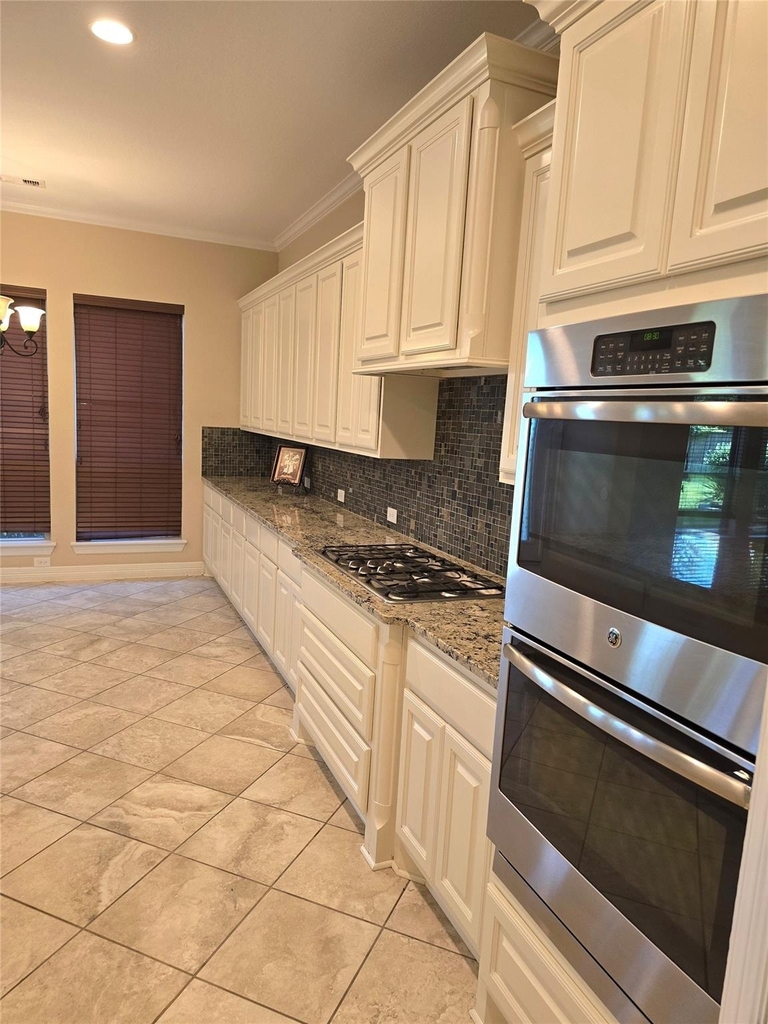 10 Val Delsa Court - Photo 5