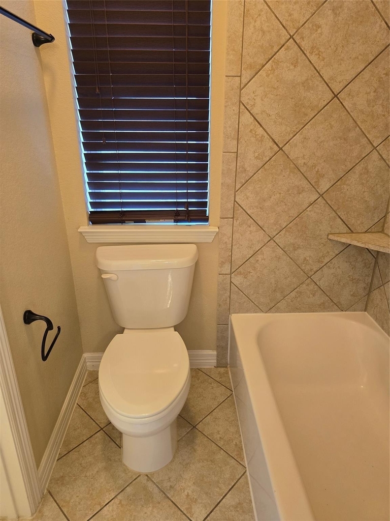 10 Val Delsa Court - Photo 33