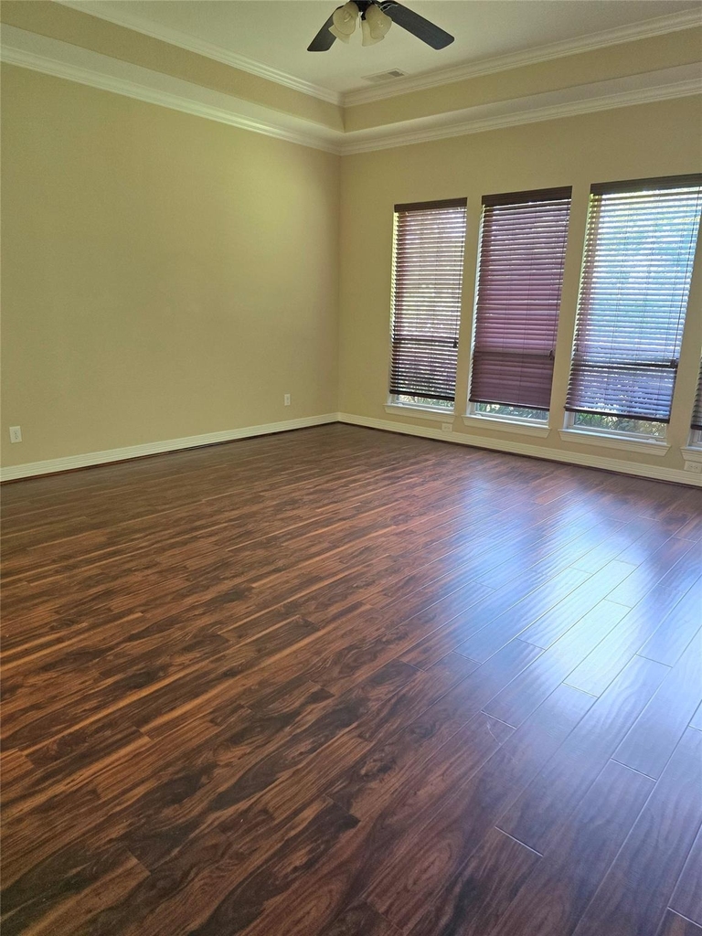10 Val Delsa Court - Photo 9