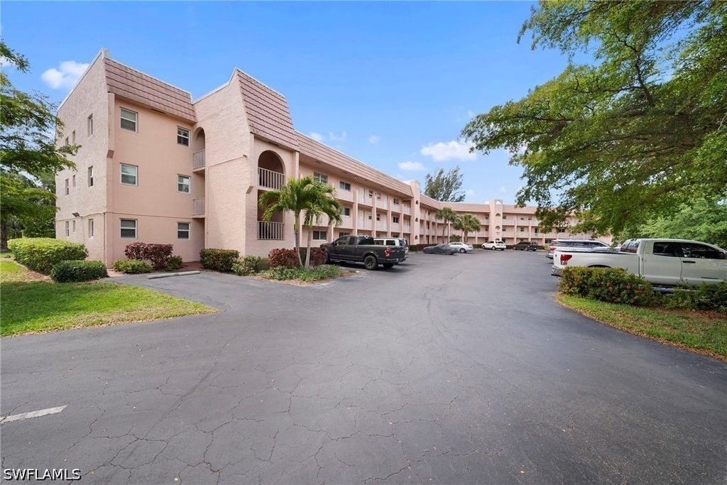 400 Forest Lakes Boulevard - Photo 1