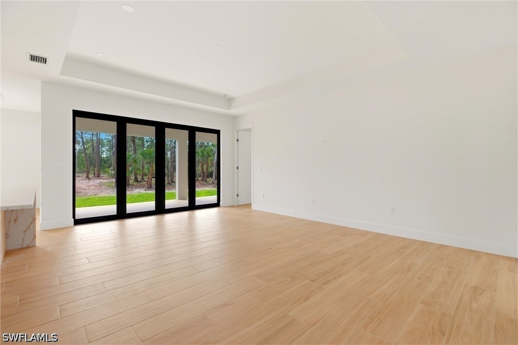 1514 47th Avenue Ne - Photo 9
