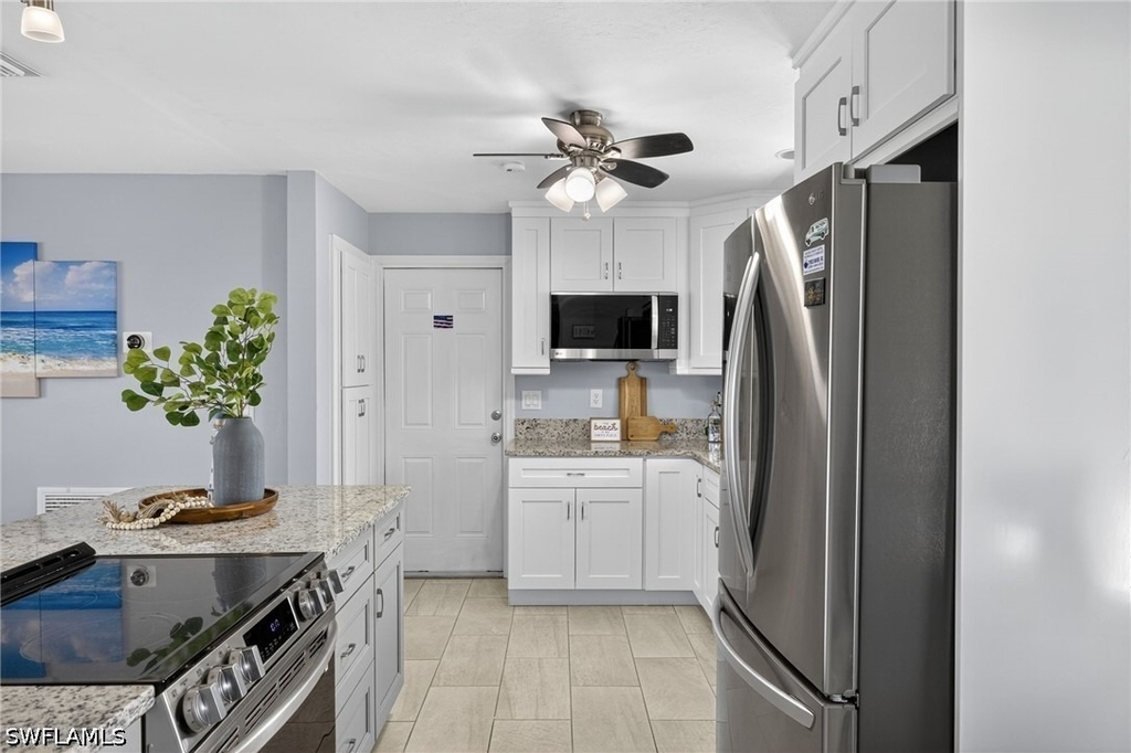 1421 Windsor Court - Photo 5
