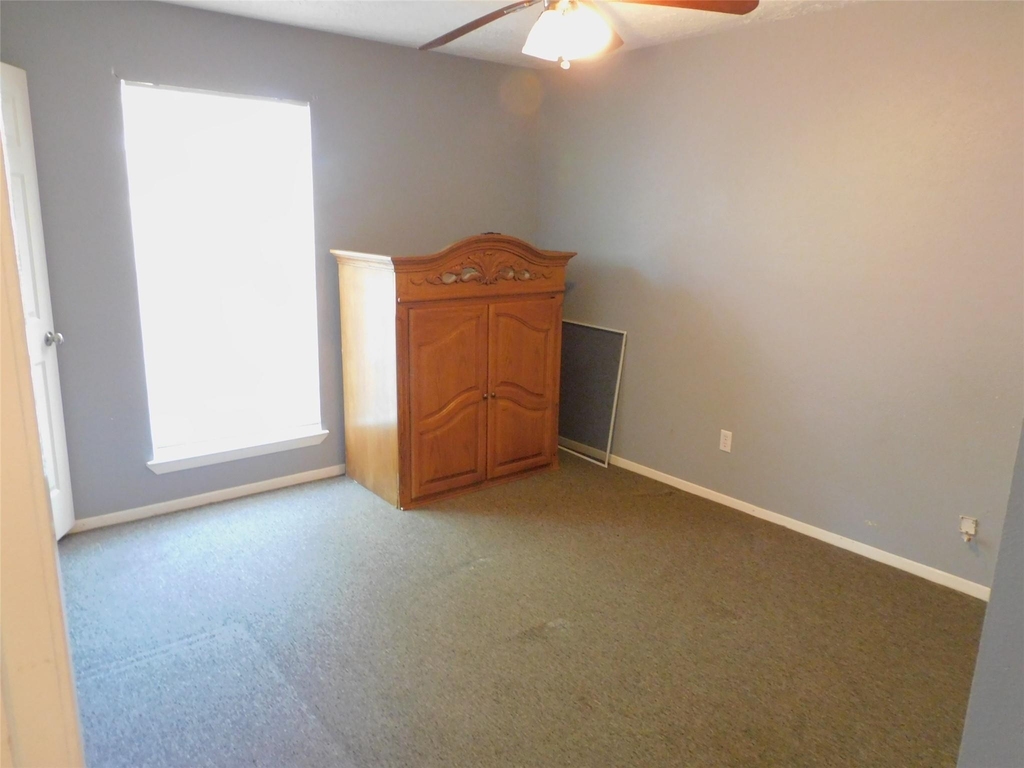 1338 Leadenhall Circle - Photo 13