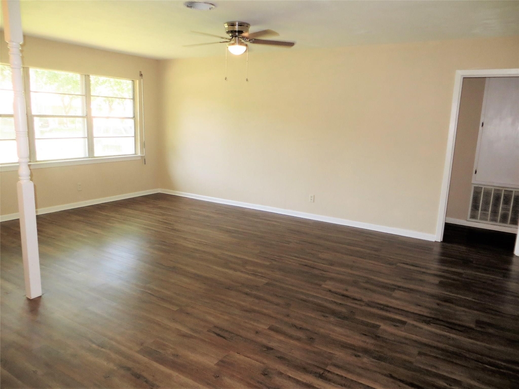 2809 Rosadele Street - Photo 5
