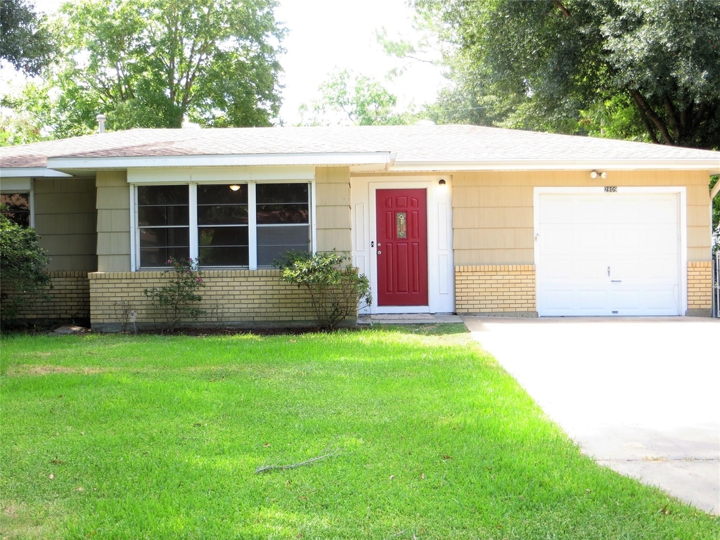 2809 Rosadele Street - Photo 0