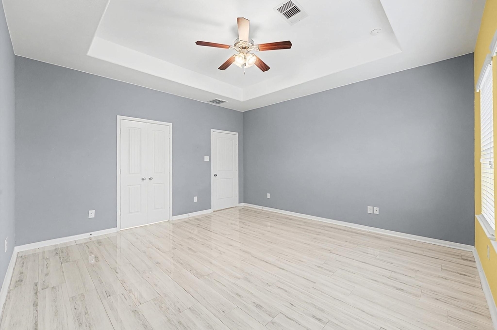22522 Rustic Valley Court - Photo 11