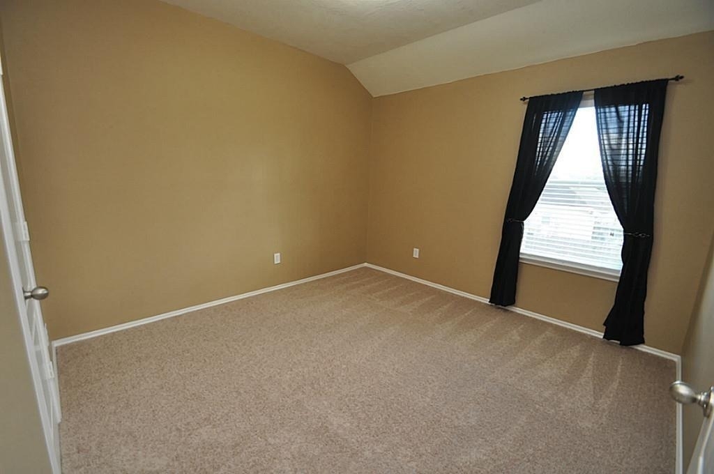 2931 Silver Landing Lane - Photo 6
