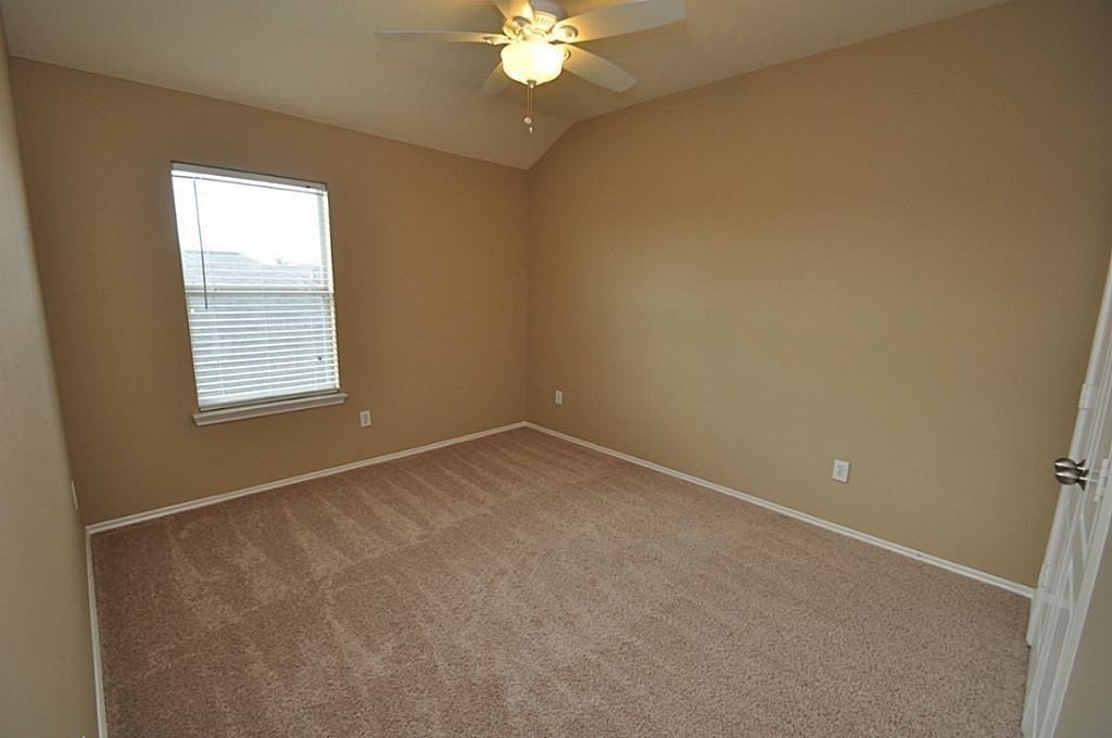 2931 Silver Landing Lane - Photo 7